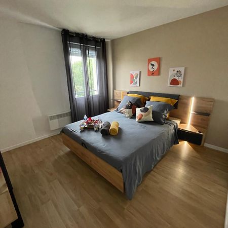 Paris Disneyland Appartement Centre-Ville, Parking, Au Coeur De L'Aviron Vaires-sur-Marne エクステリア 写真